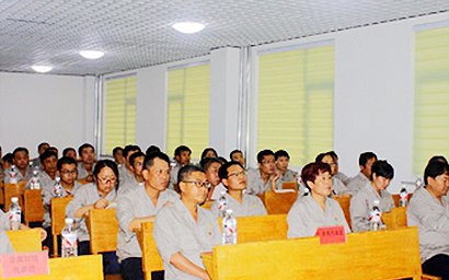 The company conducts a new election for the union committee